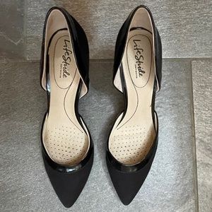 Life Stride kitten Heels size 9